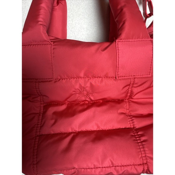OFFLINE By Aerie Puffy Love Mini Tote Bag Resort Red Purse Strap Logo MSRP $45 - Picture 5 of 8